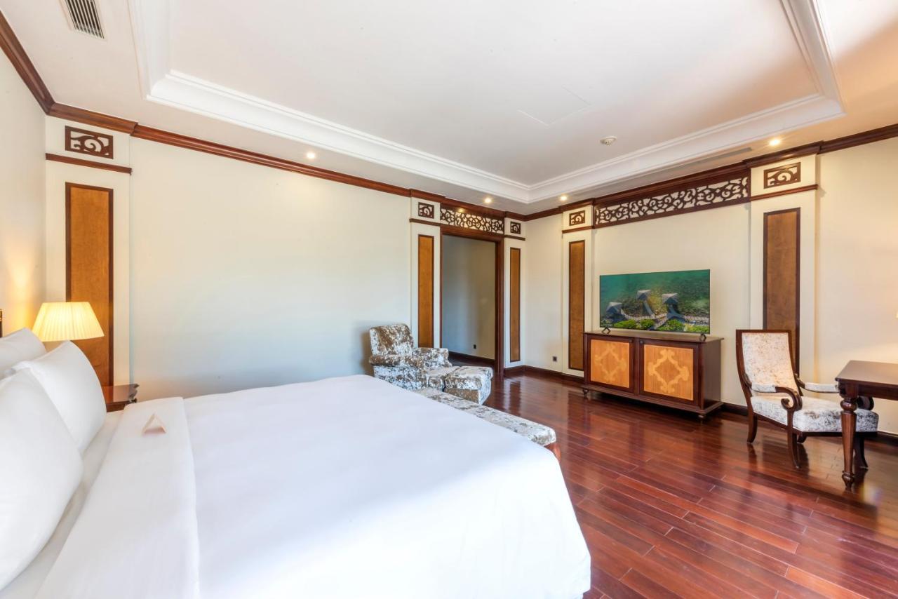 Vinpearl Luxury Nha Trang Hotel Exterior photo