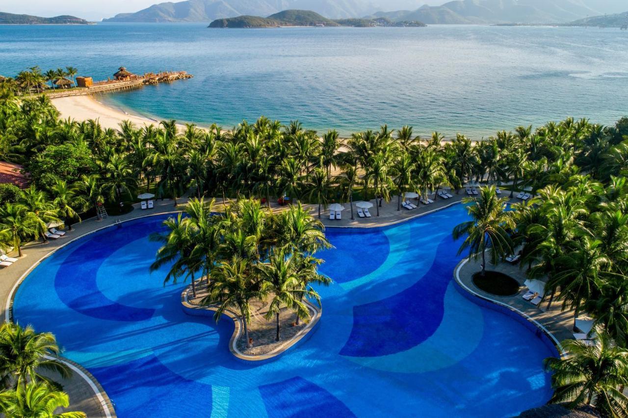 Vinpearl Luxury Nha Trang Hotel Exterior photo